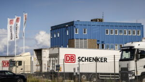 Dänische DSV wird mit Schenker-Übernahme zum Logistik-Giganten