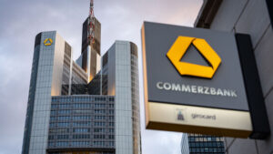 Commerzbank sieht sich auf Kurs zu Rekordjahr