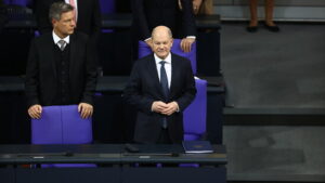 Scholz stellt Vertrauensfrage mit Wahlkampfrede im Bundestag