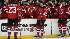 Niederlage für Nico Hischier beim Jubiläum