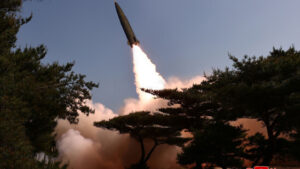 Südkoreas Militär: Nordkorea feuert Rakete ab