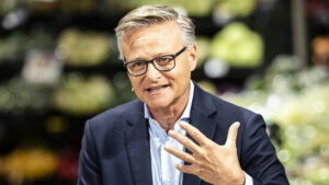 Migros-CEO: 50-Franken-Freigrenze bei Mehrwertsteuer wäre «ideal»